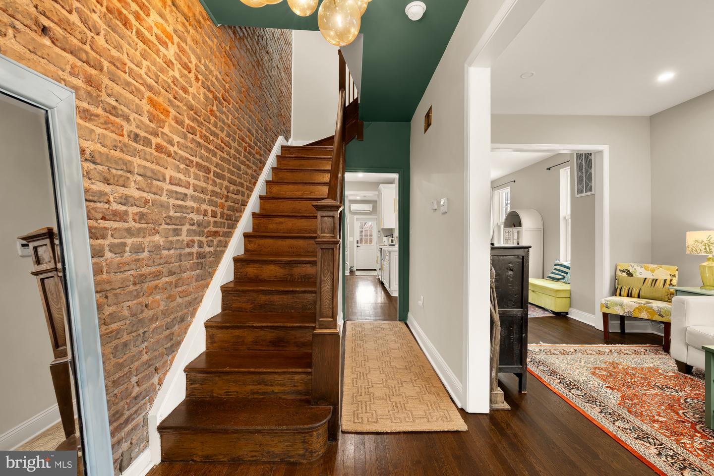 2124 NORTH CAPITOL ST NW, WASHINGTON, District Of Columbia 20002, 4 Bedrooms Bedrooms, ,2 BathroomsBathrooms,Residential,For sale,2124 NORTH CAPITOL ST NW,DCDC2247988 MLS # DCDC2247988