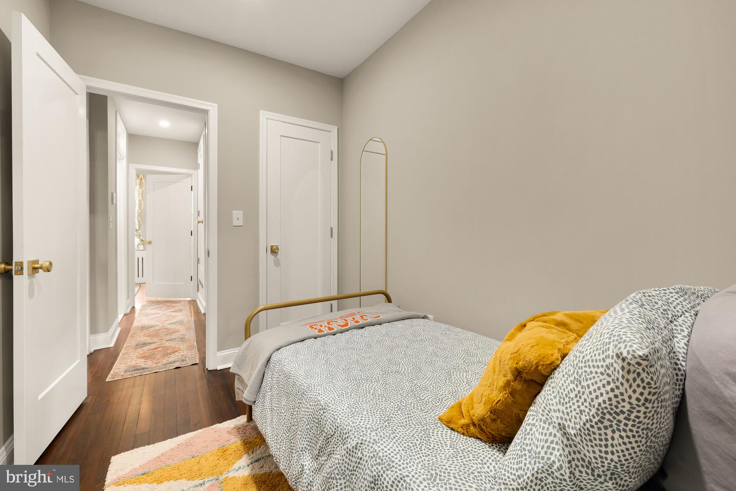 2124 NORTH CAPITOL ST NW, WASHINGTON, District Of Columbia 20002, 4 Bedrooms Bedrooms, ,2 BathroomsBathrooms,Residential,For sale,2124 NORTH CAPITOL ST NW,DCDC2247988 MLS # DCDC2247988