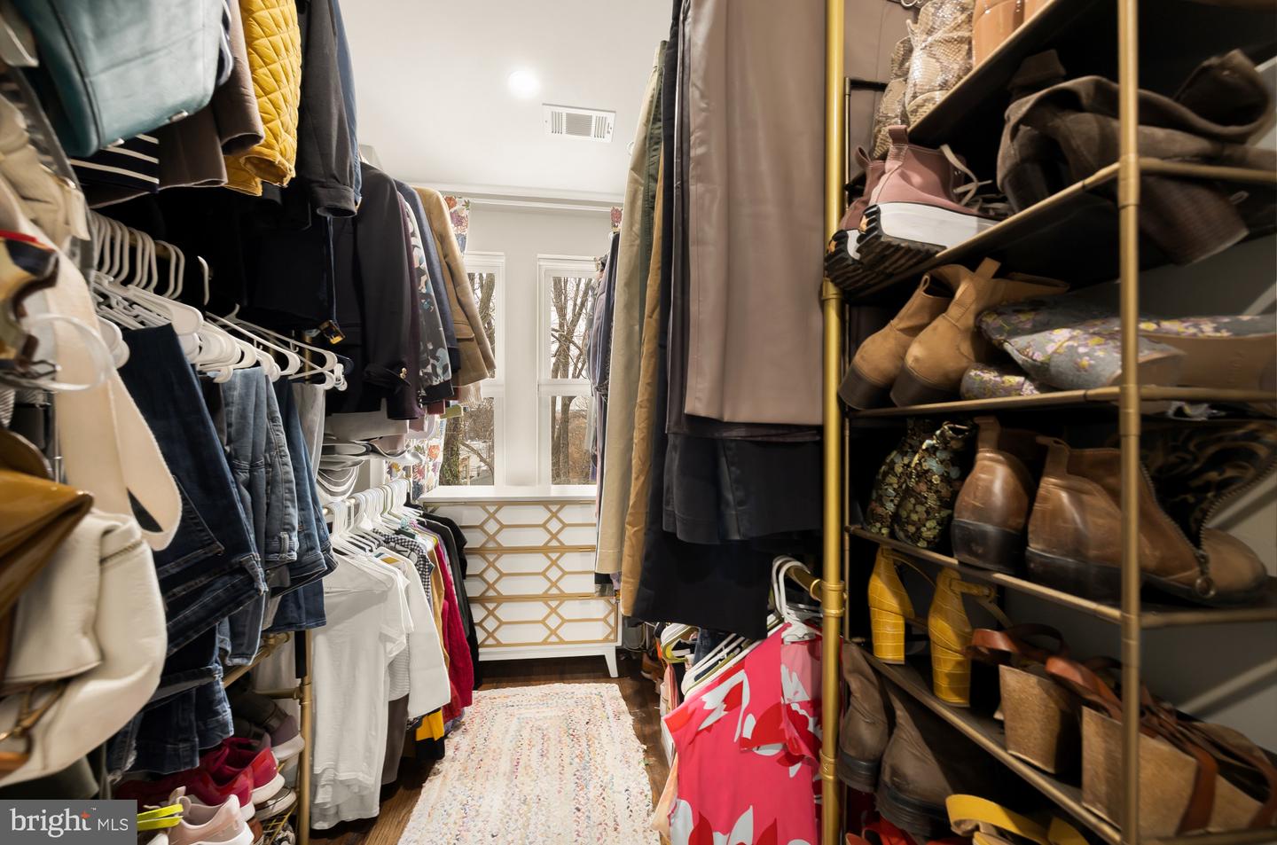 2124 NORTH CAPITOL ST NW, WASHINGTON, District Of Columbia 20002, 4 Bedrooms Bedrooms, ,2 BathroomsBathrooms,Residential,For sale,2124 NORTH CAPITOL ST NW,DCDC2247988 MLS # DCDC2247988