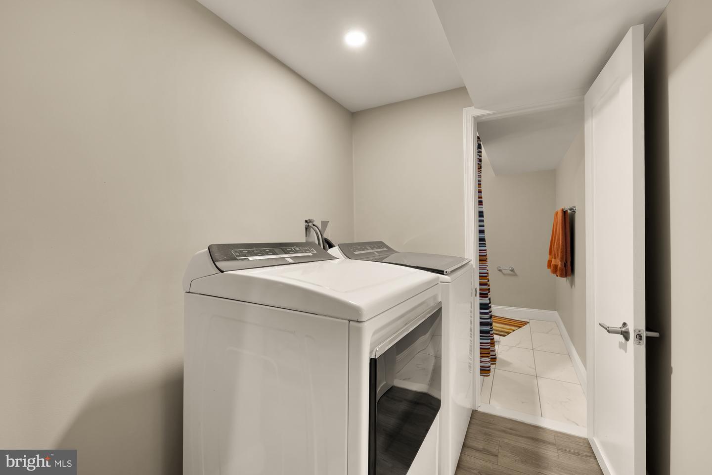 2124 NORTH CAPITOL ST NW, WASHINGTON, District Of Columbia 20002, 4 Bedrooms Bedrooms, ,2 BathroomsBathrooms,Residential,For sale,2124 NORTH CAPITOL ST NW,DCDC2247988 MLS # DCDC2247988