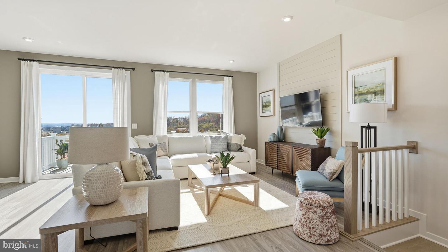 17405 WALNUT GROVE WAY, DUMFRIES, Virginia 22026, 3 Bedrooms Bedrooms, ,2 BathroomsBathrooms,Residential,For sale,17405 WALNUT GROVE WAY,VAPW2113362 MLS # VAPW2113362 17405 WALNUT GROVE WAY, DUMFRIES, Virginia 22026, 3 Bedrooms Bedrooms, ,2 BathroomsBathrooms,Residential,For sale,17405 WALNUT GROVE WAY,VAPW2113362 MLS # VAPW2113362