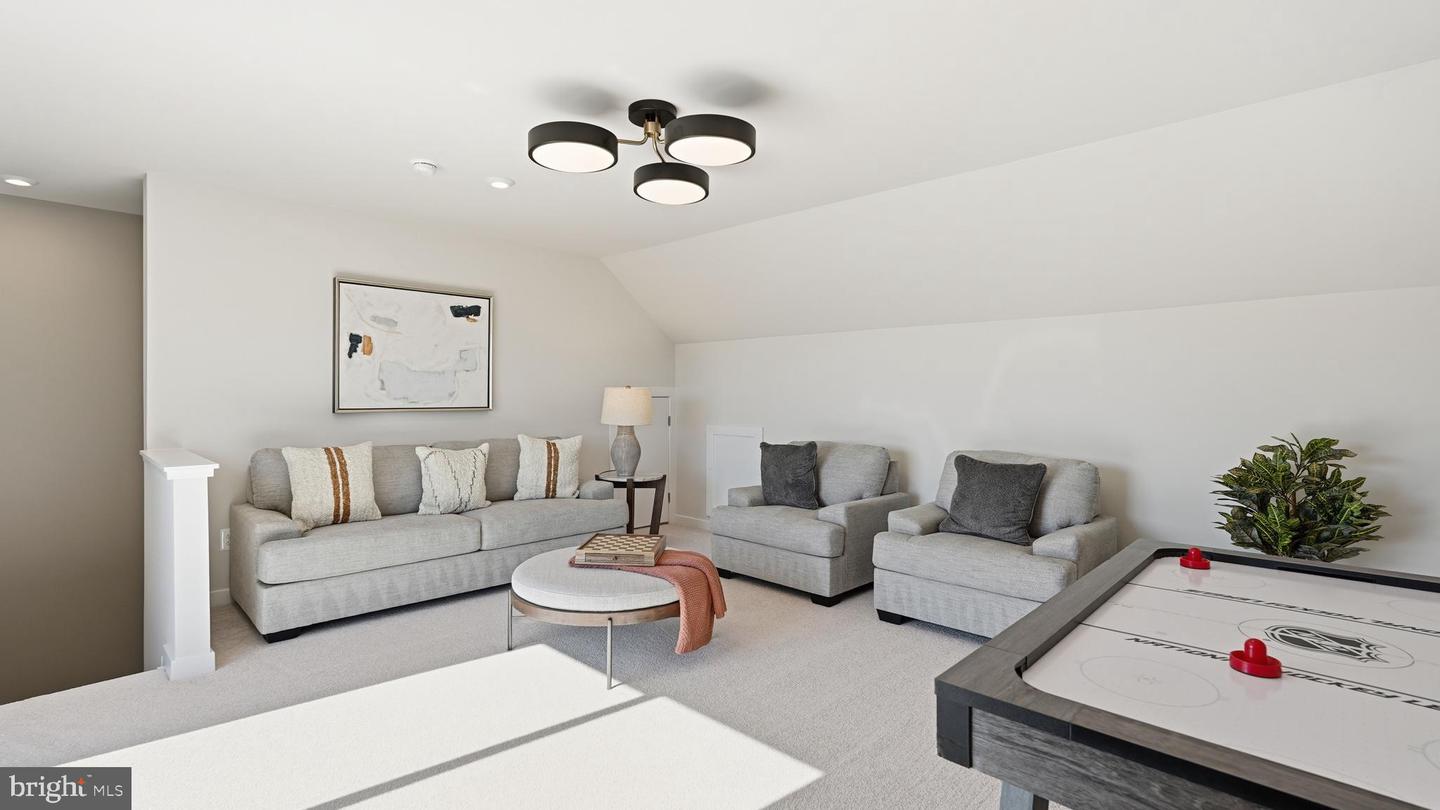 17399 WALNUT GROVE WAY, DUMFRIES, Virginia 22026, 3 Bedrooms Bedrooms, ,2 BathroomsBathrooms,Residential,For sale,17399 WALNUT GROVE WAY,VAPW2113368 MLS # VAPW2113368