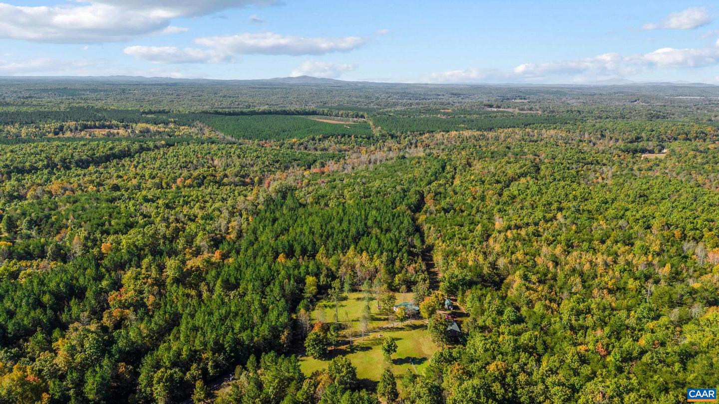 10239 HOWARDSVILLE RD, HOWARDSVILLE, Virginia 24562, 2 Bedrooms Bedrooms, ,1 BathroomBathrooms,Residential,For sale,10239 HOWARDSVILLE RD,673720 MLS # 673720