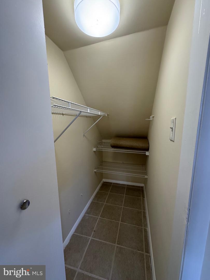 2832 NEW PROVIDENCE CT, FALLS CHURCH, Virginia 22042, 3 Bedrooms Bedrooms, ,2 BathroomsBathrooms,Residential,For sale,2832 NEW PROVIDENCE CT,VAFX2292986 MLS # VAFX2292986