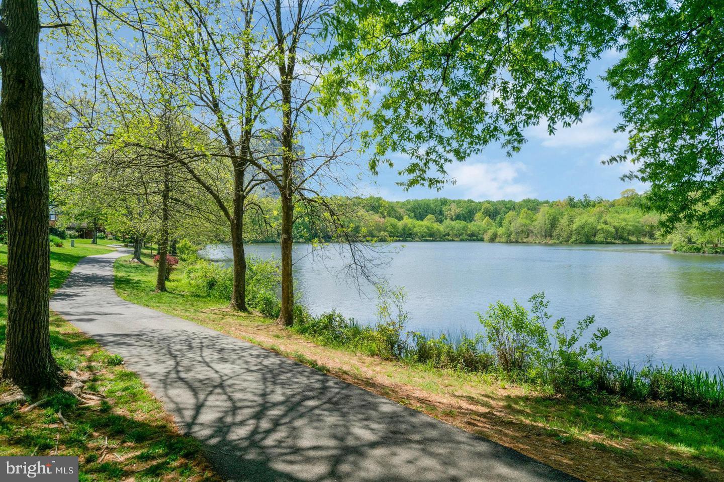 2832 NEW PROVIDENCE CT, FALLS CHURCH, Virginia 22042, 3 Bedrooms Bedrooms, ,2 BathroomsBathrooms,Residential,For sale,2832 NEW PROVIDENCE CT,VAFX2292986 MLS # VAFX2292986