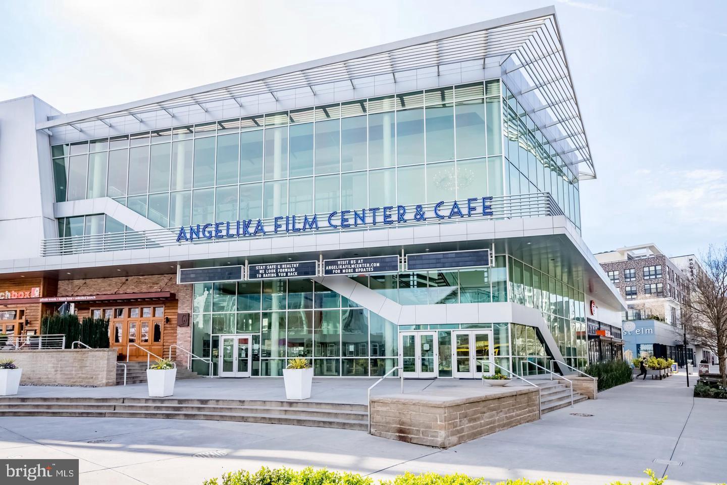 2832 NEW PROVIDENCE CT, FALLS CHURCH, Virginia 22042, 3 Bedrooms Bedrooms, ,2 BathroomsBathrooms,Residential,For sale,2832 NEW PROVIDENCE CT,VAFX2292986 MLS # VAFX2292986