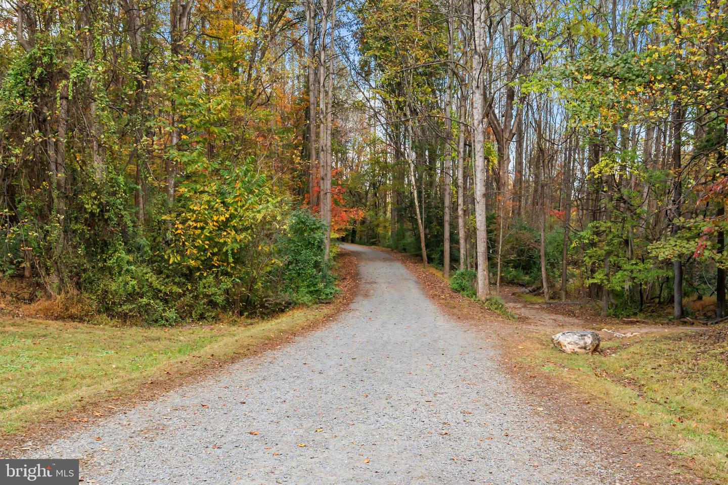 13025 YATES FORD RD, CLIFTON, Virginia 20124, 6 Bedrooms Bedrooms, 23 Rooms Rooms,6 BathroomsBathrooms,Residential,For sale,13025 YATES FORD RD,VAFX2292994 MLS # VAFX2292994
