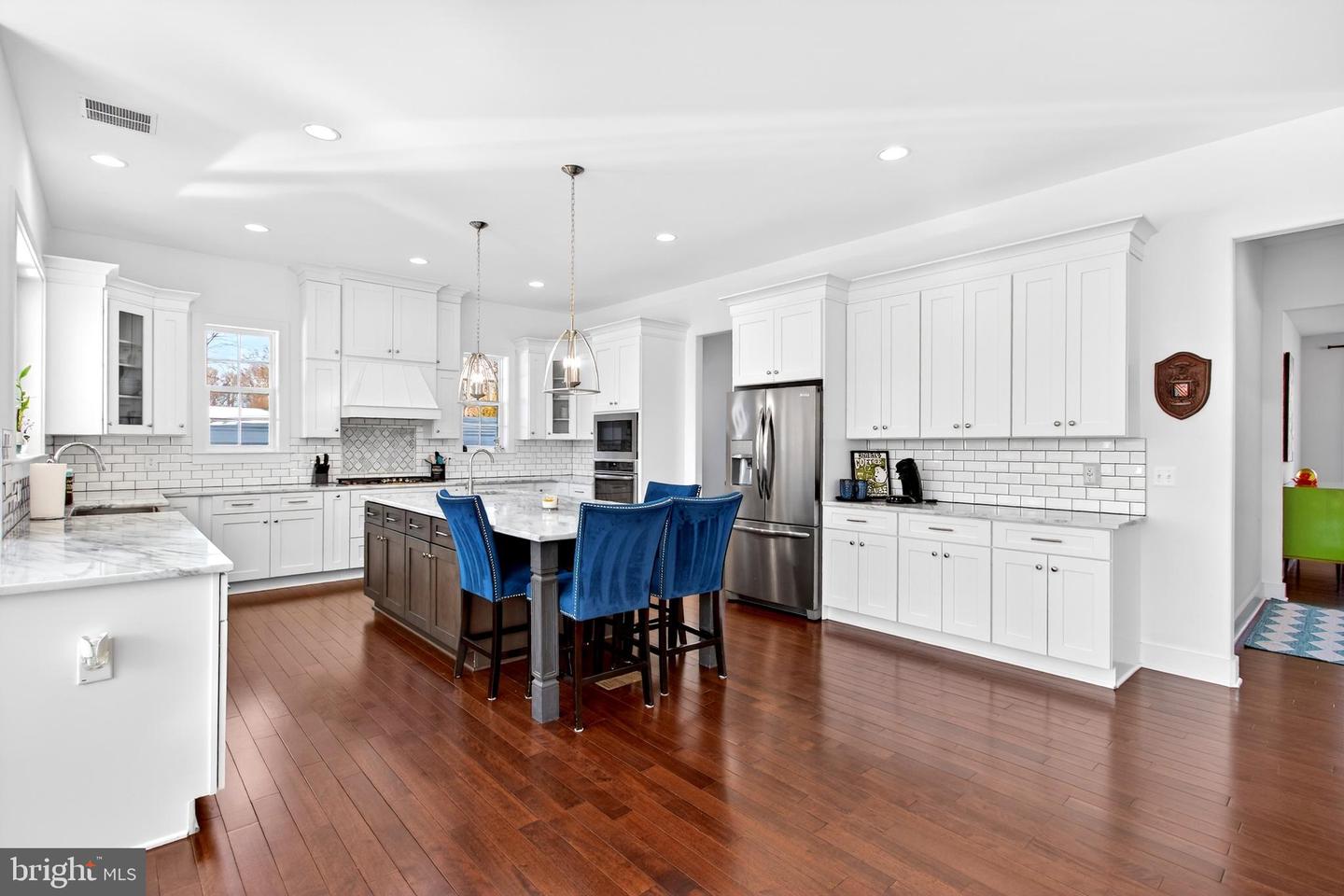 7726 SCHELHORN RD, ALEXANDRIA, Virginia 22306, 5 Bedrooms Bedrooms, ,5 BathroomsBathrooms,Residential,For sale,7726 SCHELHORN RD,VAFX2292998 MLS # VAFX2292998 7726 SCHELHORN RD, ALEXANDRIA, Virginia 22306, 5 Bedrooms Bedrooms, ,5 BathroomsBathrooms,Residential,For sale,7726 SCHELHORN RD,VAFX2292998 MLS # VAFX2292998