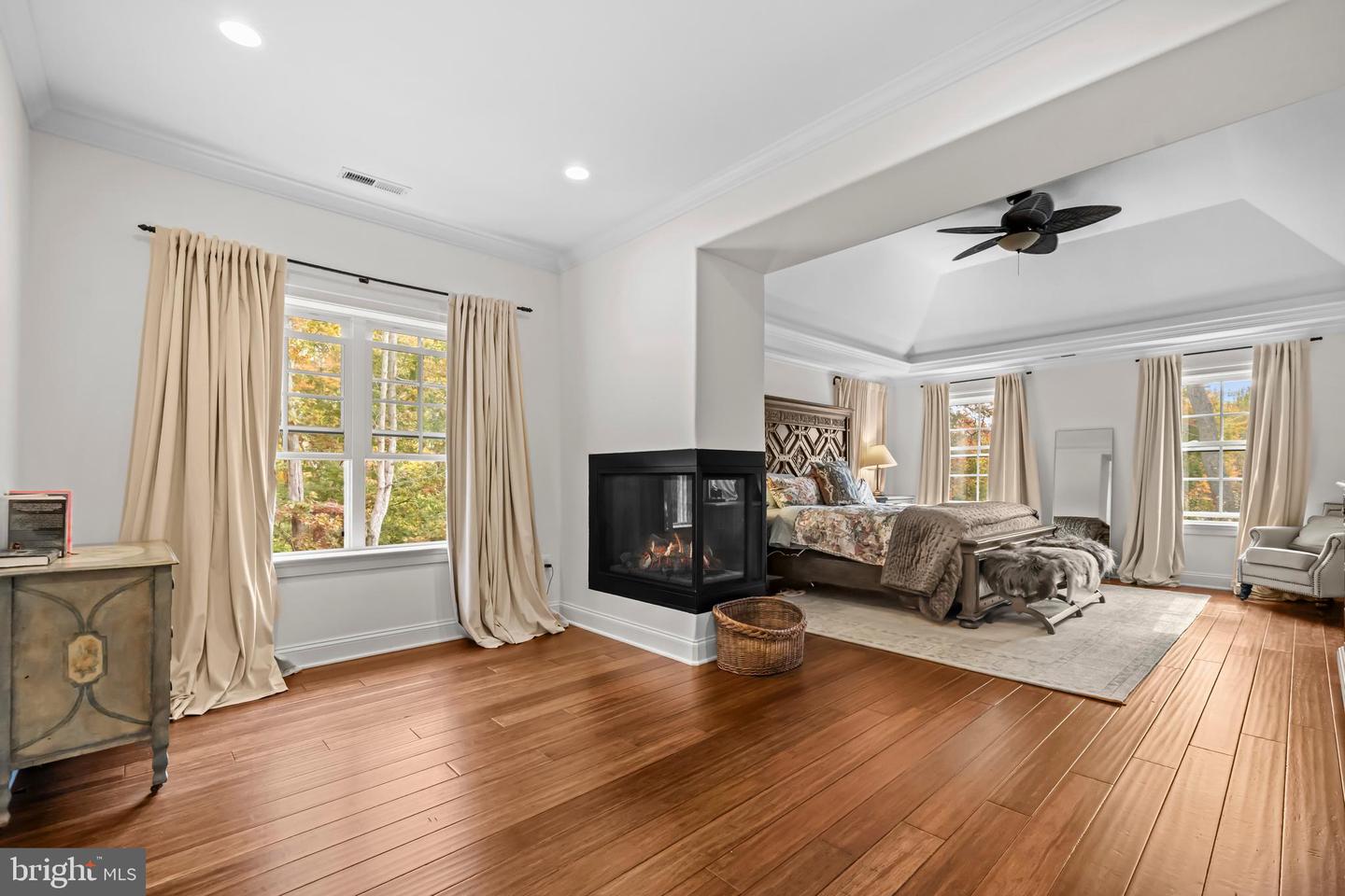 7800 GOLD FLINT CT, CLIFTON, Virginia 20124, 5 Bedrooms Bedrooms, ,6 BathroomsBathrooms,Residential,For sale,7800 GOLD FLINT CT,VAFX2293004 MLS # VAFX2293004