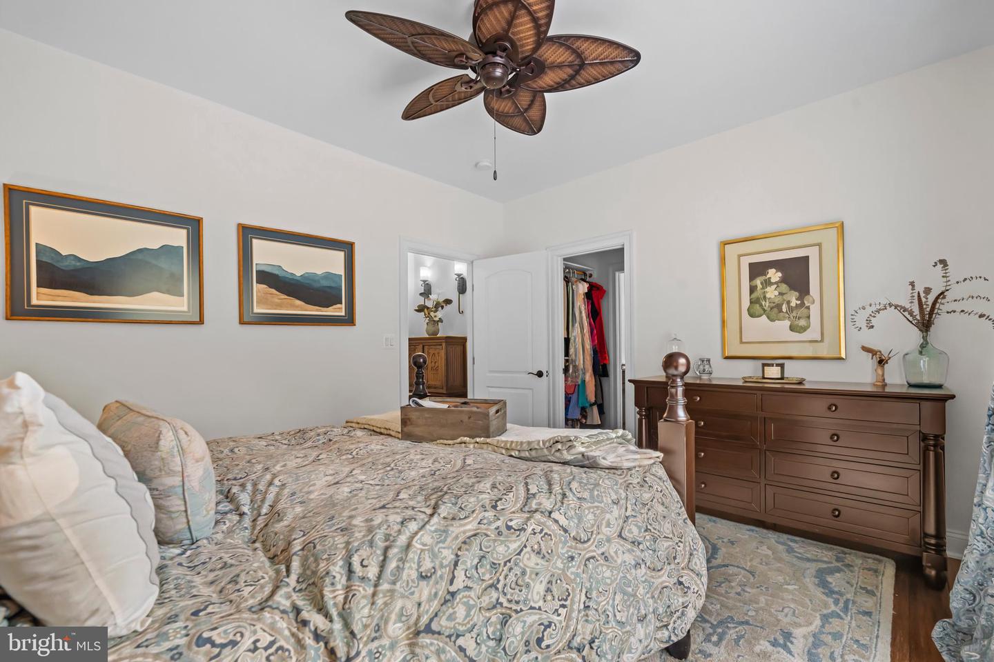 7800 GOLD FLINT CT, CLIFTON, Virginia 20124, 5 Bedrooms Bedrooms, ,6 BathroomsBathrooms,Residential,For sale,7800 GOLD FLINT CT,VAFX2293004 MLS # VAFX2293004