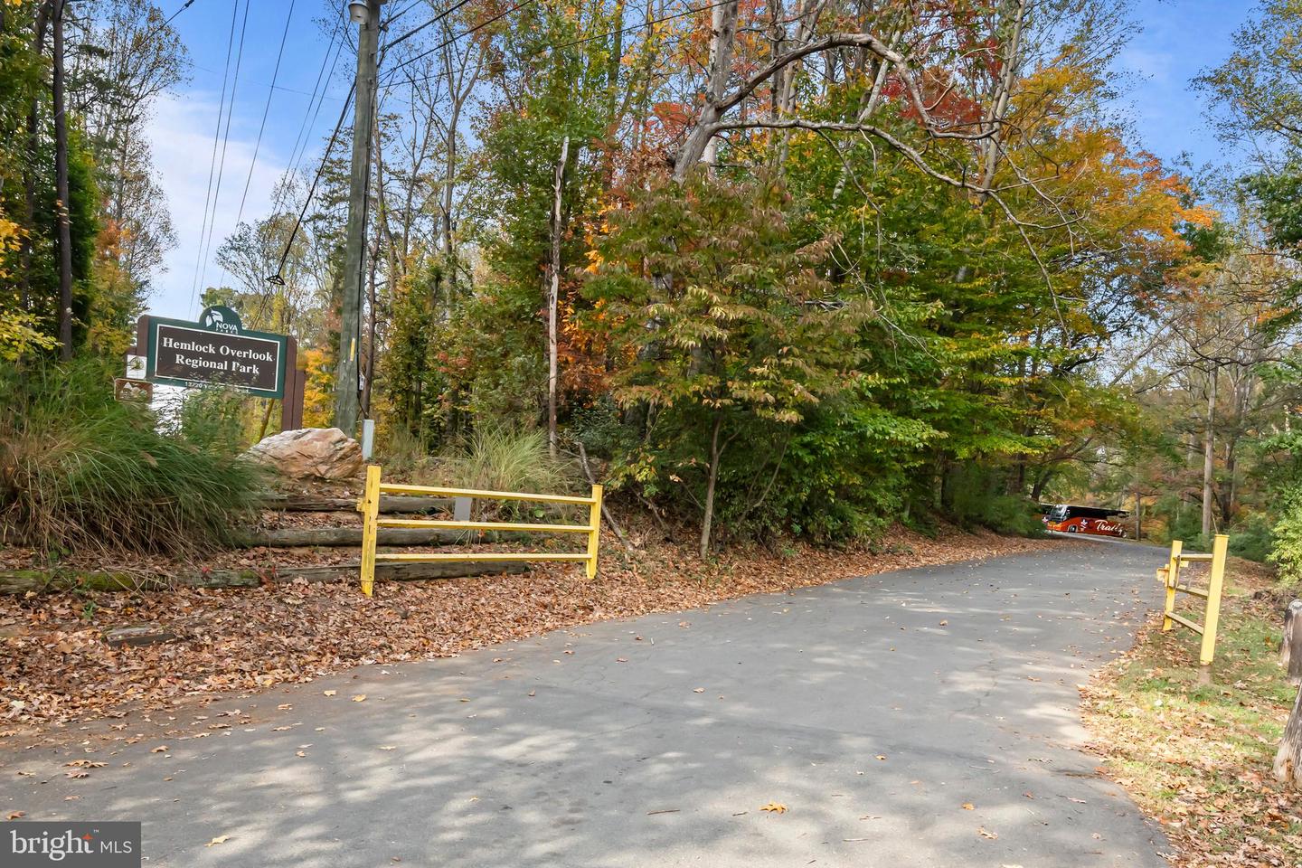 7800 GOLD FLINT CT, CLIFTON, Virginia 20124, 5 Bedrooms Bedrooms, ,6 BathroomsBathrooms,Residential,For sale,7800 GOLD FLINT CT,VAFX2293004 MLS # VAFX2293004