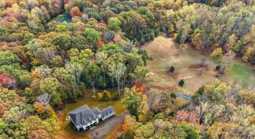 7800 GOLD FLINT CT, CLIFTON, Virginia 20124, 5 Bedrooms Bedrooms, ,6 BathroomsBathrooms,Residential,For sale,7800 GOLD FLINT CT,VAFX2293004 MLS # VAFX2293004