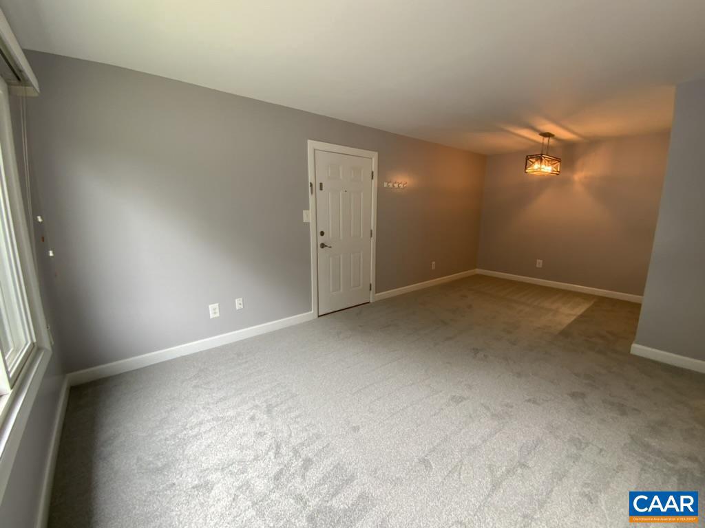 117 BERRY ST #12, ORANGE, Virginia 22960, 2 Bedrooms Bedrooms, ,1 BathroomBathrooms,Residential,For sale,117 BERRY ST #12,673728 MLS # 673728