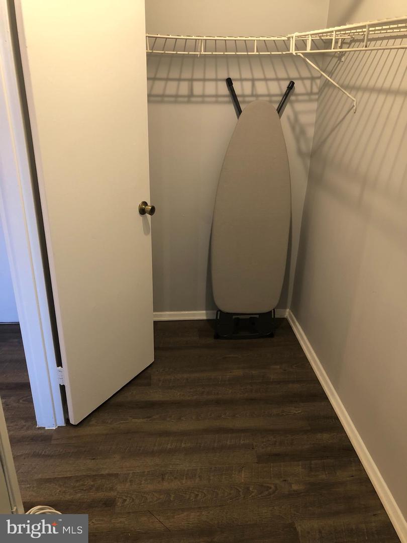 801 N PITT ST #411, ALEXANDRIA, Virginia 22314, ,1 BathroomBathrooms,Residential,For sale,801 N PITT ST #411,VAAX2054540 MLS # VAAX2054540