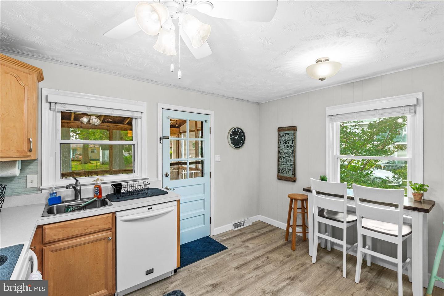 412 MARSHALL AVE, COLONIAL BEACH, Virginia 22443, 3 Bedrooms Bedrooms, ,2 BathroomsBathrooms,Residential,For sale,412 MARSHALL AVE,VAWE2010564 MLS # VAWE2010564