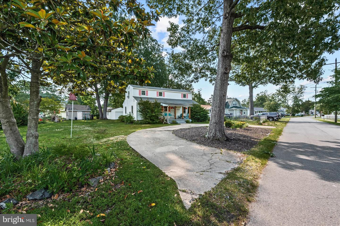 412 MARSHALL AVE, COLONIAL BEACH, Virginia 22443, 3 Bedrooms Bedrooms, ,2 BathroomsBathrooms,Residential,For sale,412 MARSHALL AVE,VAWE2010564 MLS # VAWE2010564