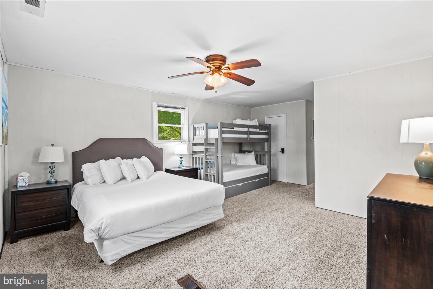 412 MARSHALL AVE, COLONIAL BEACH, Virginia 22443, 3 Bedrooms Bedrooms, ,2 BathroomsBathrooms,Residential,For sale,412 MARSHALL AVE,VAWE2010564 MLS # VAWE2010564