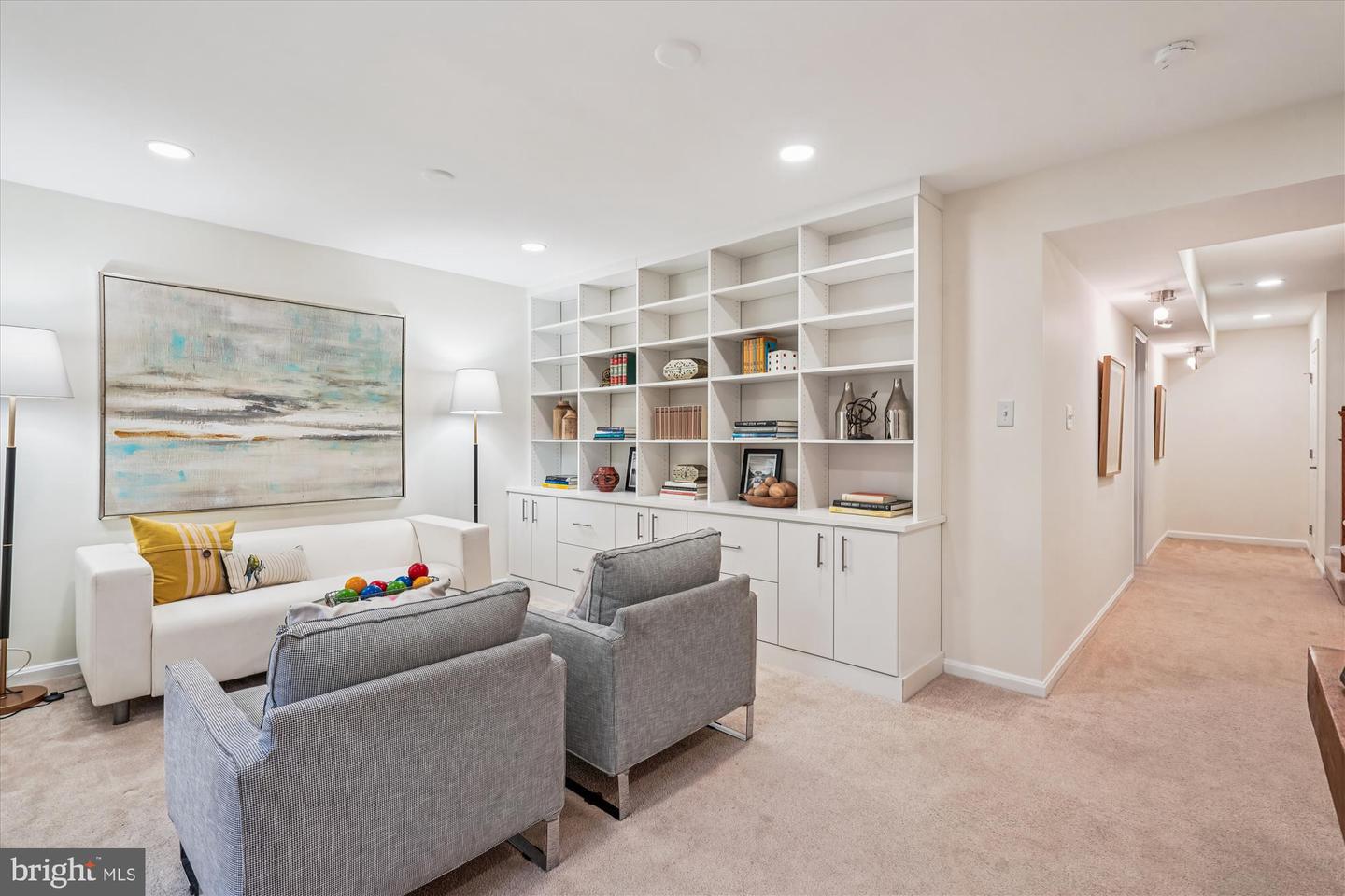 1605 DUNTERRY PL, MCLEAN, Virginia 22101, 3 Bedrooms Bedrooms, ,2 BathroomsBathrooms,Residential,For sale,1605 DUNTERRY PL,VAFX2293024 MLS # VAFX2293024