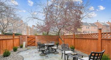 1605 DUNTERRY PL, MCLEAN, Virginia 22101, 3 Bedrooms Bedrooms, ,2 BathroomsBathrooms,Residential,For sale,1605 DUNTERRY PL,VAFX2293024 MLS # VAFX2293024