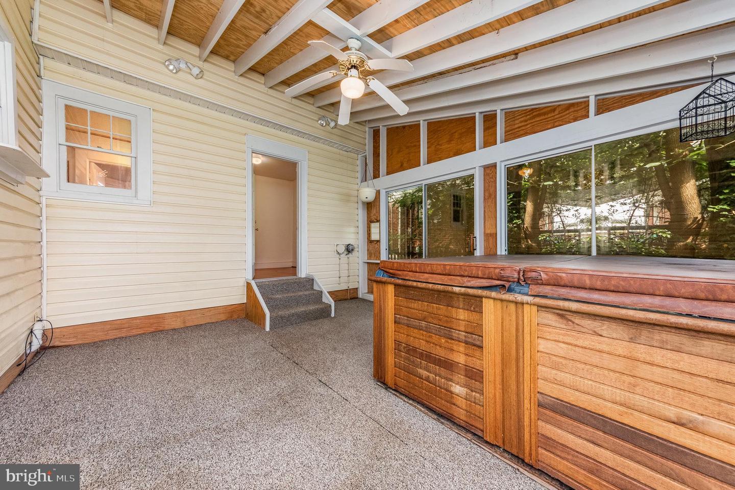 1311 ROWE ST, FREDERICKSBURG, Virginia 22401, 4 Bedrooms Bedrooms, 10 Rooms Rooms,2 BathroomsBathrooms,Residential,For sale,1311 ROWE ST,VAFB2009726 MLS # VAFB2009726