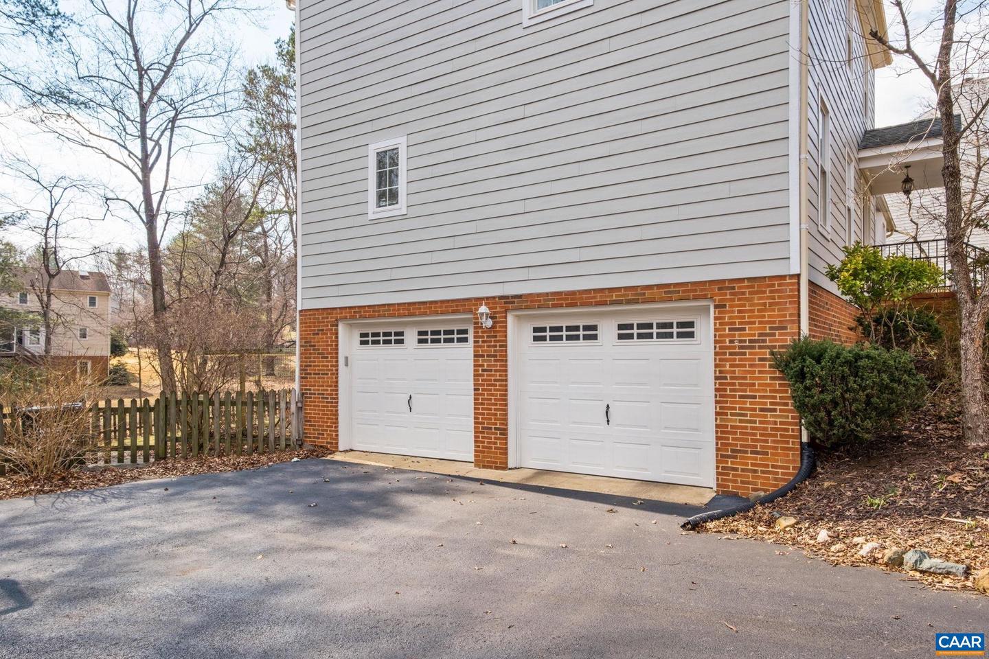 1143 RAINTREE DR, CHARLOTTESVILLE, Virginia 22901, 4 Bedrooms Bedrooms, ,3 BathroomsBathrooms,Residential,For sale,1143 RAINTREE DR,673741 MLS # 673741