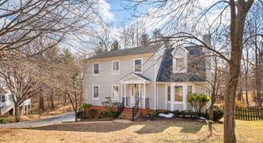 1143 RAINTREE DR, CHARLOTTESVILLE, Virginia 22901, 4 Bedrooms Bedrooms, ,3 BathroomsBathrooms,Residential,For sale,1143 RAINTREE DR,673741 MLS # 673741