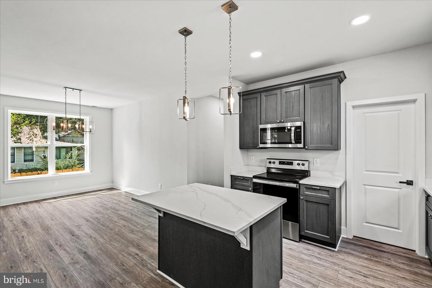 207 LINCOLN, COLONIAL BEACH, Virginia 22443, 4 Bedrooms Bedrooms, ,3 BathroomsBathrooms,Residential,For sale,207 LINCOLN,VAWE2009624 MLS # VAWE2009624