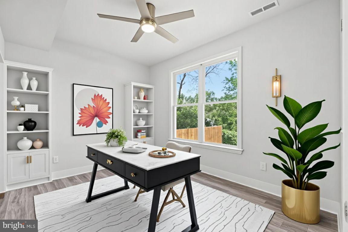 207 LINCOLN, COLONIAL BEACH, Virginia 22443, 4 Bedrooms Bedrooms, ,3 BathroomsBathrooms,Residential,For sale,207 LINCOLN,VAWE2009624 MLS # VAWE2009624