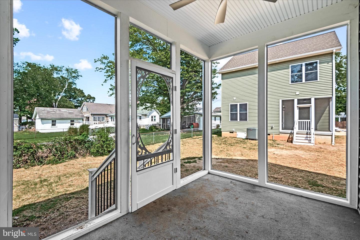 207 LINCOLN, COLONIAL BEACH, Virginia 22443, 4 Bedrooms Bedrooms, ,3 BathroomsBathrooms,Residential,For sale,207 LINCOLN,VAWE2009624 MLS # VAWE2009624