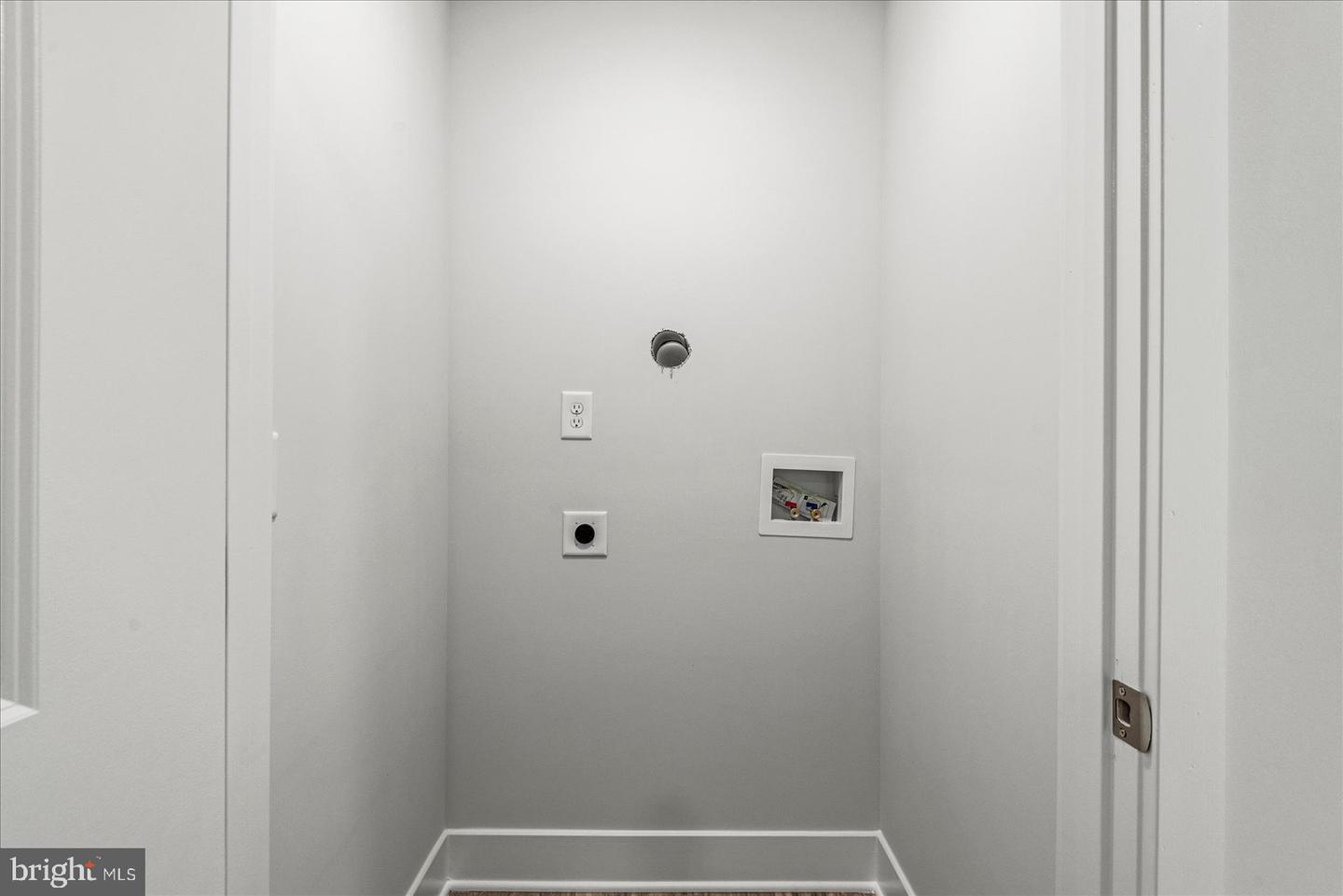 207 LINCOLN, COLONIAL BEACH, Virginia 22443, 4 Bedrooms Bedrooms, ,3 BathroomsBathrooms,Residential,For sale,207 LINCOLN,VAWE2009624 MLS # VAWE2009624