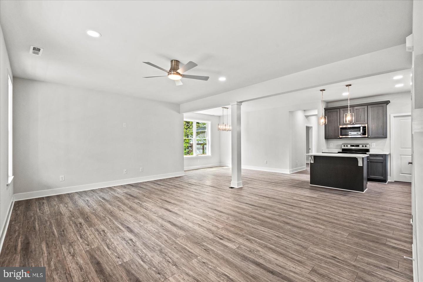 207 LINCOLN, COLONIAL BEACH, Virginia 22443, 4 Bedrooms Bedrooms, ,3 BathroomsBathrooms,Residential,For sale,207 LINCOLN,VAWE2009624 MLS # VAWE2009624