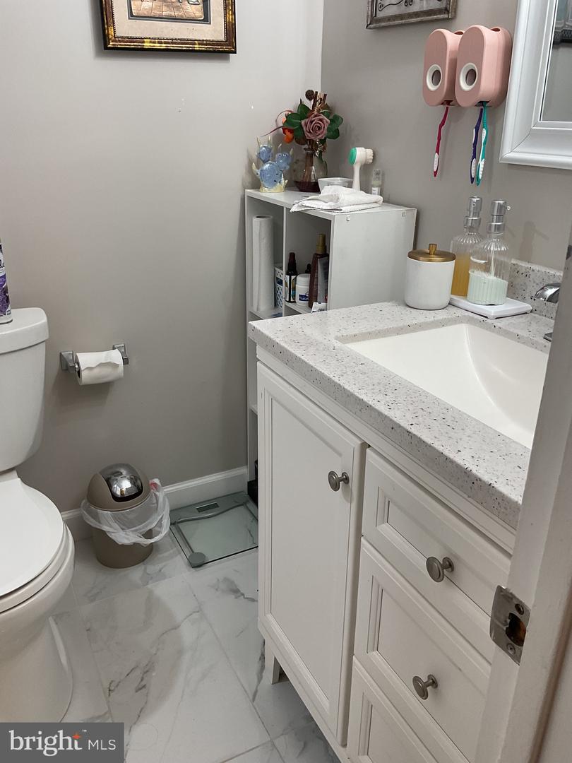 1602 RENATE DR #303, WOODBRIDGE, Virginia 22192, 3 Bedrooms Bedrooms, 4 Rooms Rooms,1 BathroomBathrooms,Residential,For sale,1602 RENATE DR #303,VAPW2103784 MLS # VAPW2103784