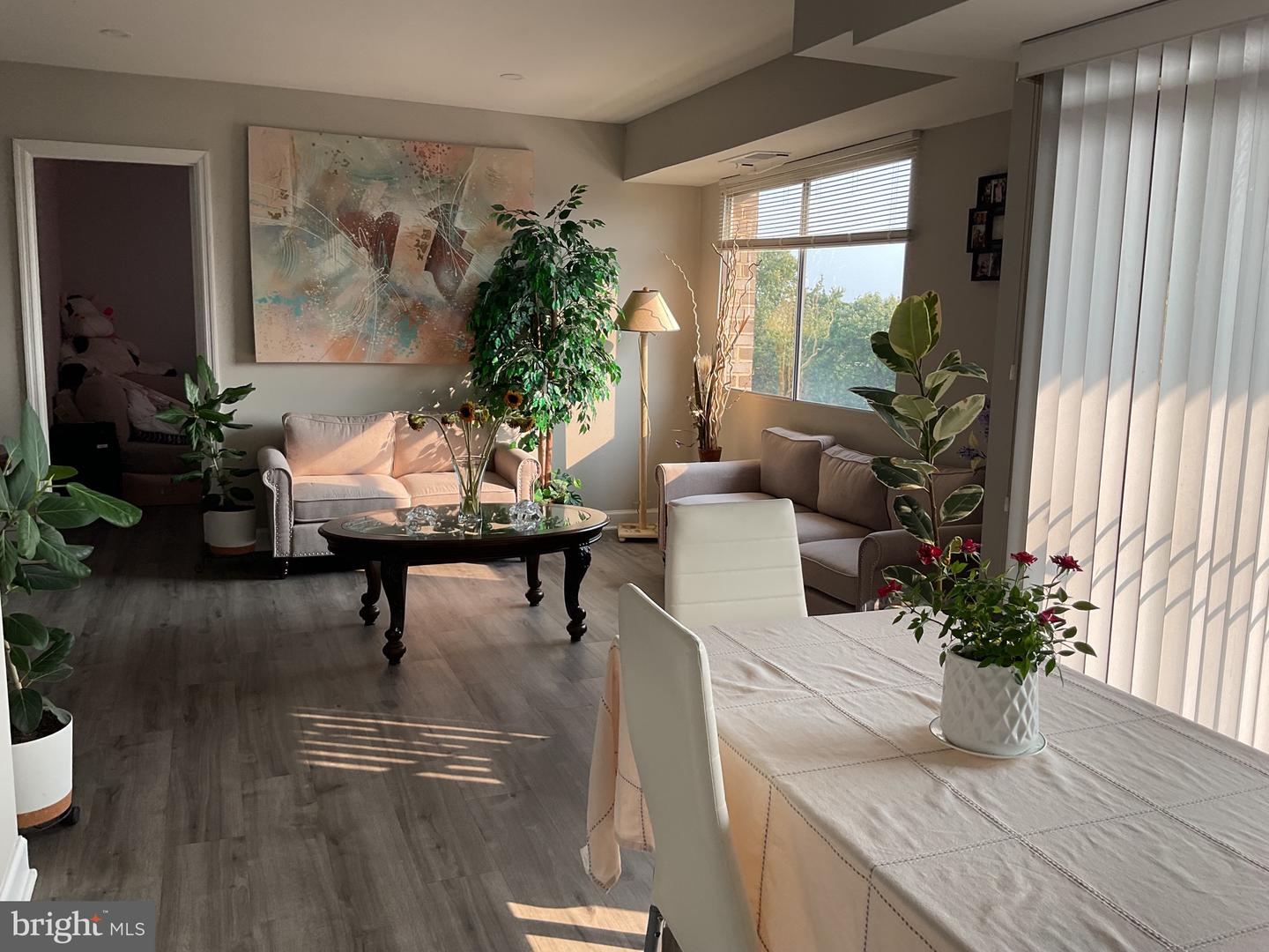 1602 RENATE DR #303, WOODBRIDGE, Virginia 22192, 3 Bedrooms Bedrooms, 4 Rooms Rooms,1 BathroomBathrooms,Residential,For sale,1602 RENATE DR #303,VAPW2103784 MLS # VAPW2103784