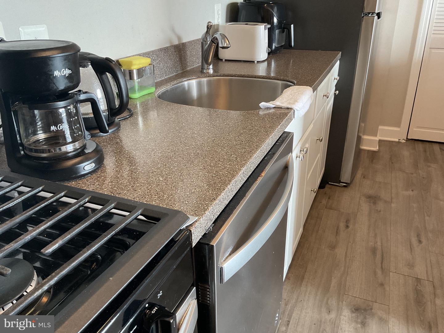 1602 RENATE DR #303, WOODBRIDGE, Virginia 22192, 3 Bedrooms Bedrooms, 4 Rooms Rooms,1 BathroomBathrooms,Residential,For sale,1602 RENATE DR #303,VAPW2103784 MLS # VAPW2103784