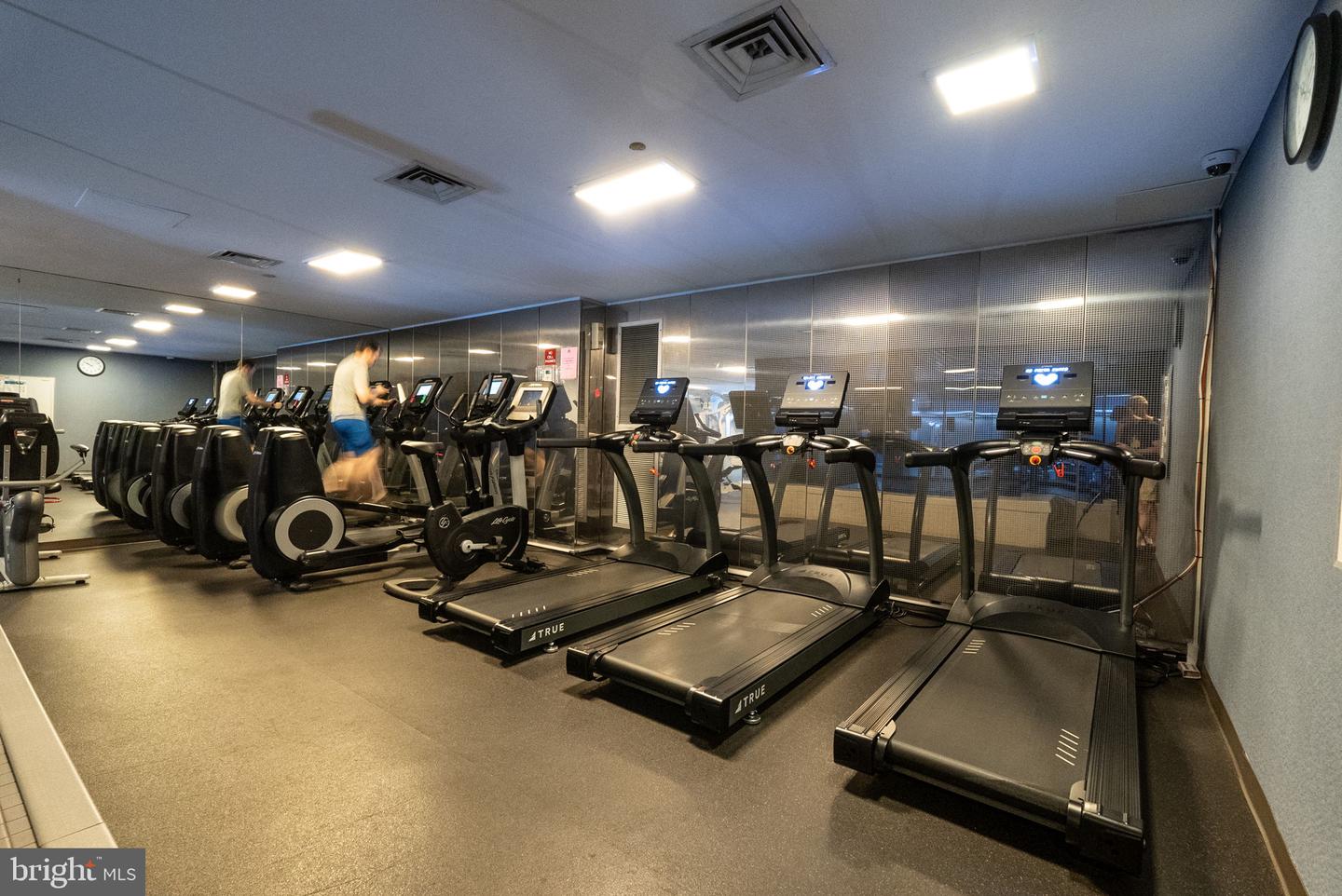 1530 KEY BLVD #327, ARLINGTON, Virginia 22209, 1 Bedroom Bedrooms, ,1 BathroomBathrooms,Residential,For sale,1530 KEY BLVD #327,VAAR2064228 MLS # VAAR2064228