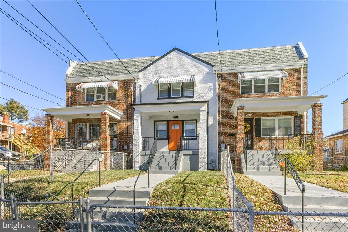 3310 12TH ST SE, WASHINGTON, District Of Columbia 20032, 4 Bedrooms Bedrooms, 4 Rooms Rooms,3 BathroomsBathrooms,Residential,For sale,3310 12TH ST SE,DCDC2231098 MLS # DCDC2231098
