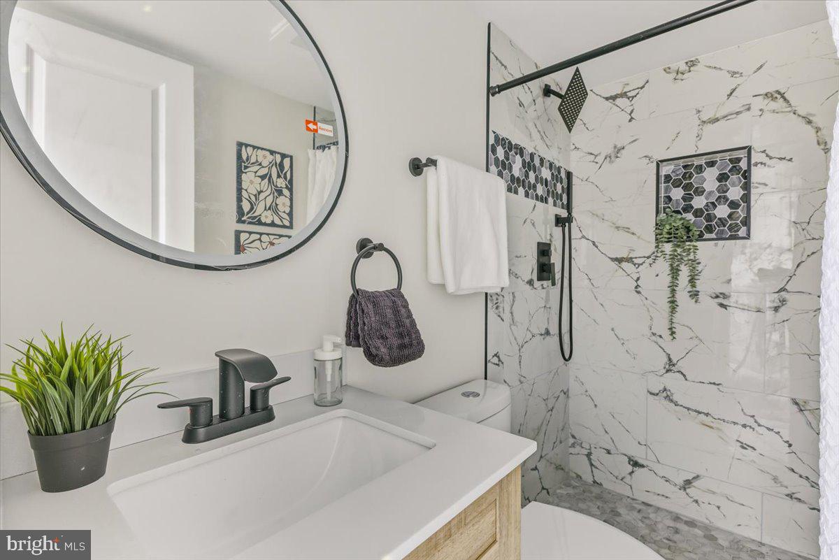 3310 12TH ST SE, WASHINGTON, District Of Columbia 20032, 4 Bedrooms Bedrooms, 4 Rooms Rooms,3 BathroomsBathrooms,Residential,For sale,3310 12TH ST SE,DCDC2231098 MLS # DCDC2231098