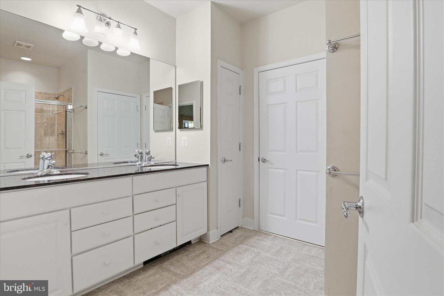 44420 SUNSET MAPLE DR, ASHBURN, Virginia 20147, 3 Bedrooms Bedrooms, ,3 BathroomsBathrooms,Residential,For sale,44420 SUNSET MAPLE DR,VALO2111136 MLS # VALO2111136