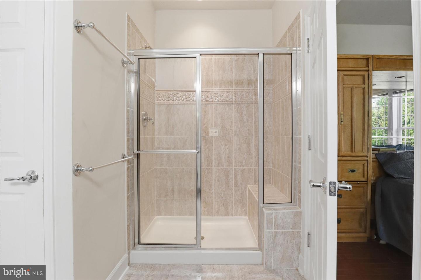 44420 SUNSET MAPLE DR, ASHBURN, Virginia 20147, 3 Bedrooms Bedrooms, ,3 BathroomsBathrooms,Residential,For sale,44420 SUNSET MAPLE DR,VALO2111136 MLS # VALO2111136