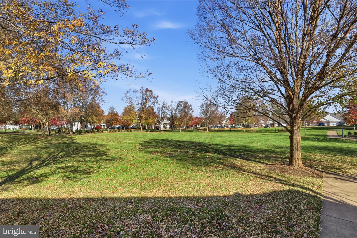 44420 SUNSET MAPLE DR, ASHBURN, Virginia 20147, 3 Bedrooms Bedrooms, ,3 BathroomsBathrooms,Residential,For sale,44420 SUNSET MAPLE DR,VALO2111136 MLS # VALO2111136