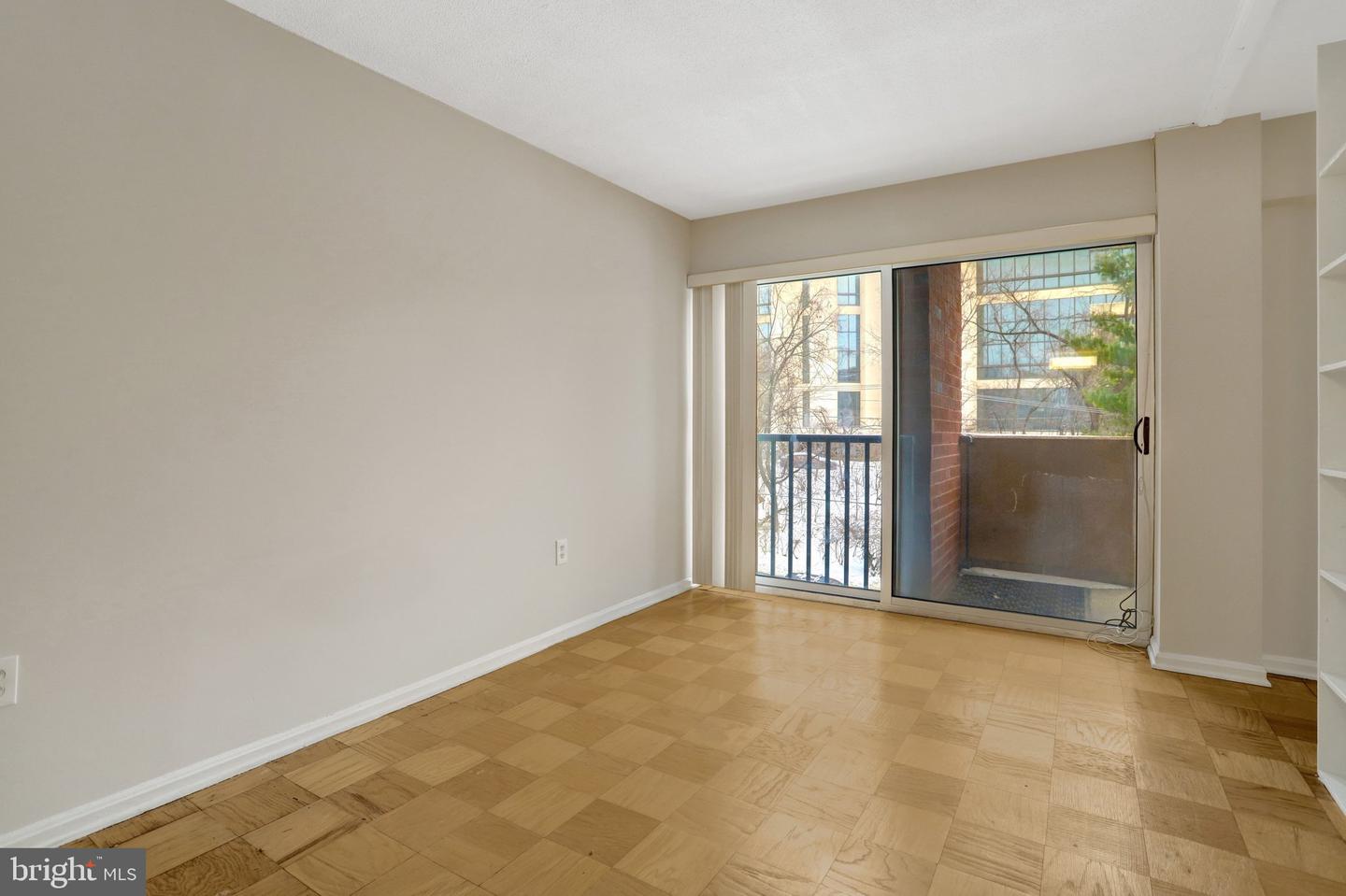 1300 ARMY NAVY DR #510, ARLINGTON, Virginia 22202, 1 Bedroom Bedrooms, ,1 BathroomBathrooms,Residential,For sale,1300 ARMY NAVY DR #510,VAAR2067342 MLS # VAAR2067342