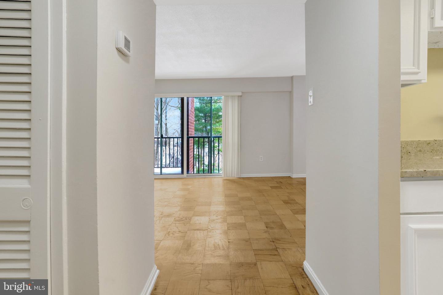 1300 ARMY NAVY DR #510, ARLINGTON, Virginia 22202, 1 Bedroom Bedrooms, ,1 BathroomBathrooms,Residential,For sale,1300 ARMY NAVY DR #510,VAAR2067342 MLS # VAAR2067342