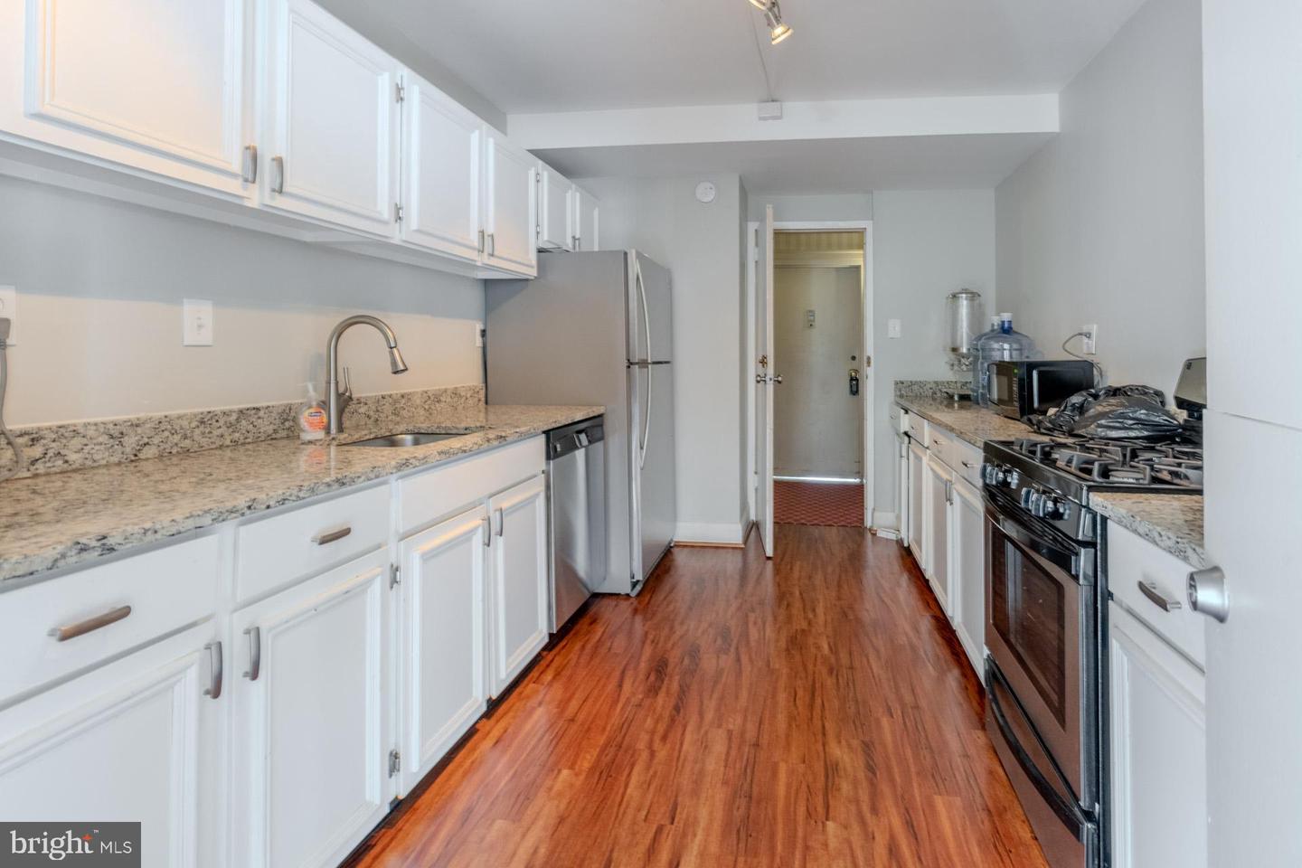 1300 ARMY NAVY DR #510, ARLINGTON, Virginia 22202, 1 Bedroom Bedrooms, ,1 BathroomBathrooms,Residential,For sale,1300 ARMY NAVY DR #510,VAAR2067342 MLS # VAAR2067342