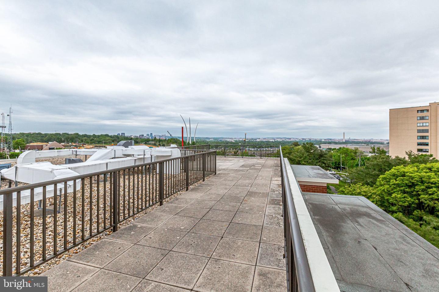 1300 ARMY NAVY DR #510, ARLINGTON, Virginia 22202, 1 Bedroom Bedrooms, ,1 BathroomBathrooms,Residential,For sale,1300 ARMY NAVY DR #510,VAAR2067342 MLS # VAAR2067342