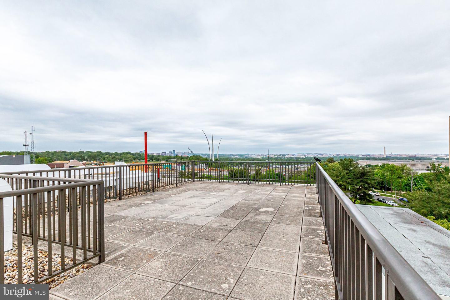 1300 ARMY NAVY DR #510, ARLINGTON, Virginia 22202, 1 Bedroom Bedrooms, ,1 BathroomBathrooms,Residential,For sale,1300 ARMY NAVY DR #510,VAAR2067342 MLS # VAAR2067342