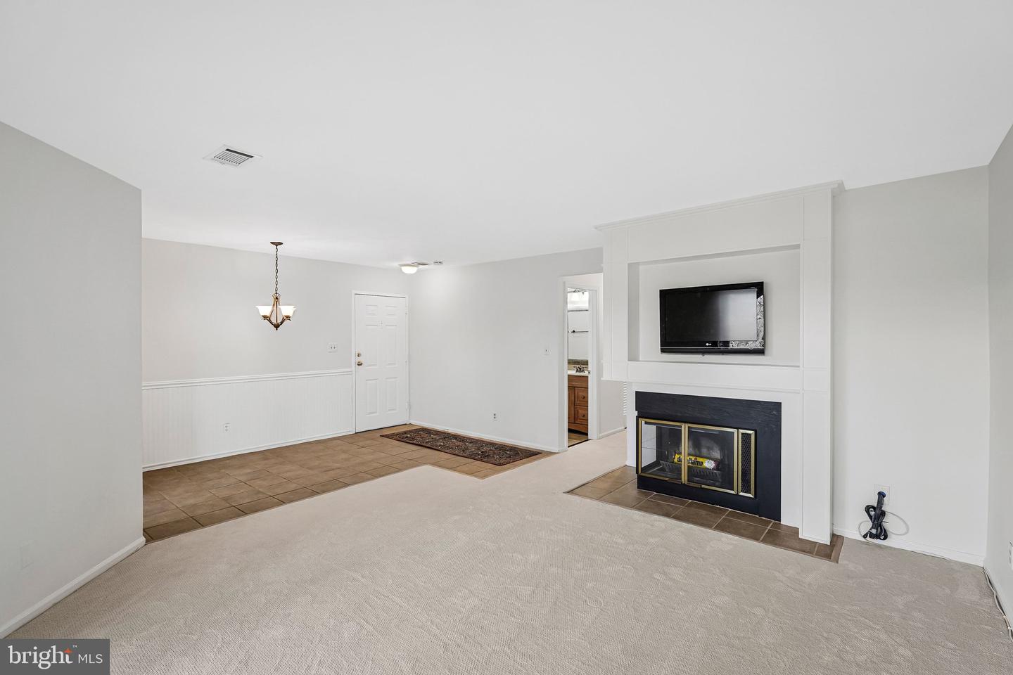 11144 BEAVER CT #11144, RESTON, Virginia 20191, 2 Bedrooms Bedrooms, 4 Rooms Rooms,2 BathroomsBathrooms,Residential,For sale,11144 BEAVER CT #11144,VAFX2288264 MLS # VAFX2288264