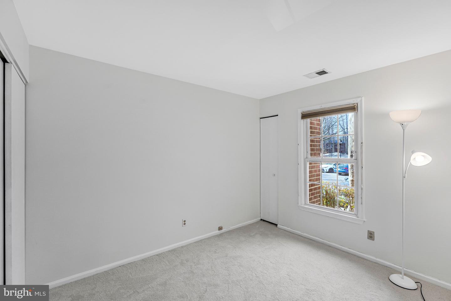 11144 BEAVER CT #11144, RESTON, Virginia 20191, 2 Bedrooms Bedrooms, 4 Rooms Rooms,2 BathroomsBathrooms,Residential,For sale,11144 BEAVER CT #11144,VAFX2288264 MLS # VAFX2288264