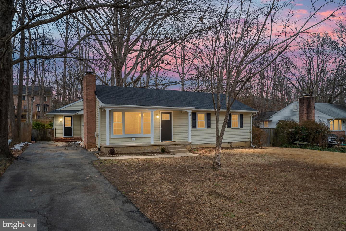 8 PATRICK HENRY ST, FREDERICKSBURG, Virginia 22405, 3 Bedrooms Bedrooms, ,1 BathroomBathrooms,Residential,For sale,8 PATRICK HENRY ST,VAST2046008 MLS # VAST2046008