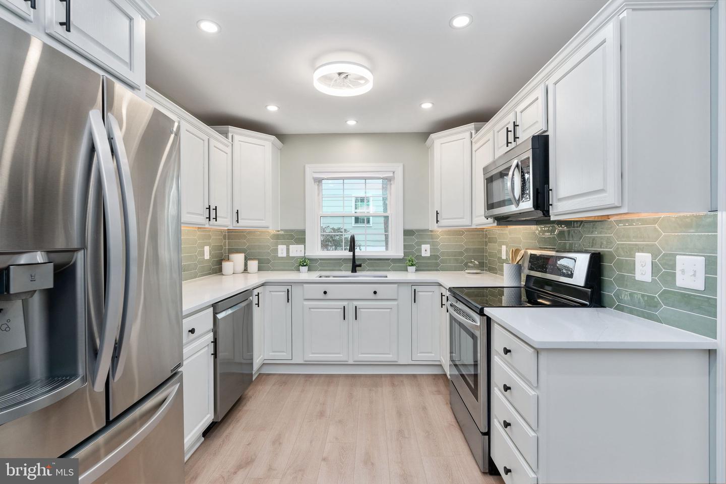 8 PATRICK HENRY ST, FREDERICKSBURG, Virginia 22405, 3 Bedrooms Bedrooms, ,1 BathroomBathrooms,Residential,For sale,8 PATRICK HENRY ST,VAST2046008 MLS # VAST2046008