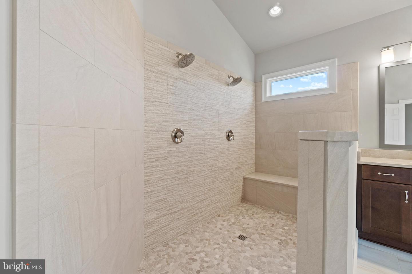 13725 ORLANDO RD, NOKESVILLE, Virginia 20181, 4 Bedrooms Bedrooms, ,4 BathroomsBathrooms,Residential,For sale,13725 ORLANDO RD,VAPW2112638 MLS # VAPW2112638